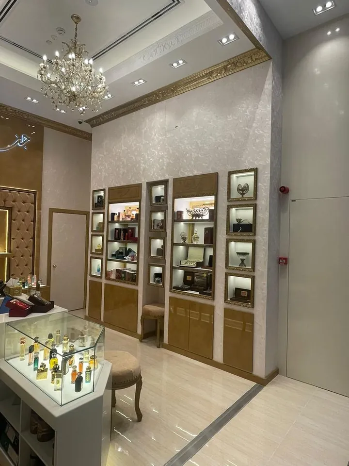 Al Junaid Perfumes, Reem Mall, Abu Dhabi: interior by Nectar, photo 6 of 16