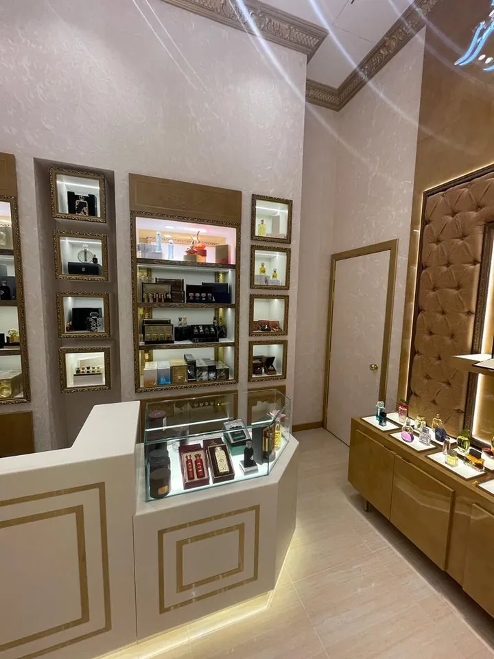 Al Junaid Perfumes, Reem Mall, Abu Dhabi: interior by Nectar, photo 12 of 16