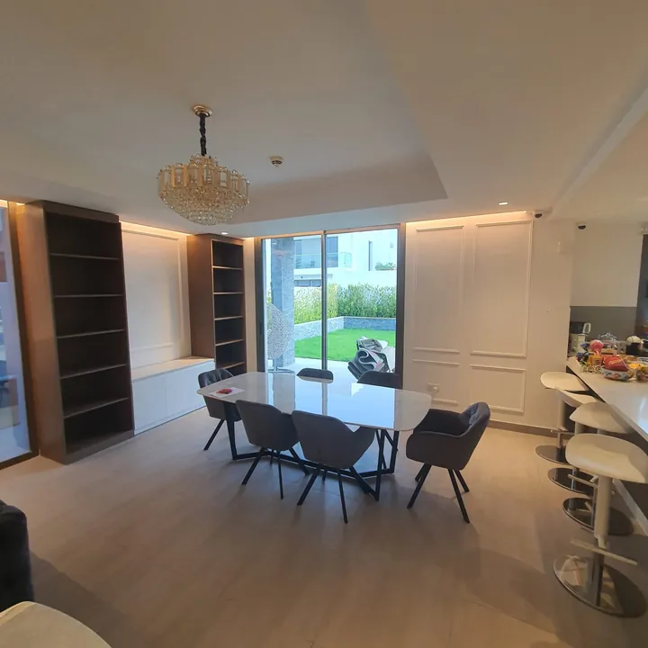 Jumeirah Villa, Jumeirah, Dubai: interior by Nectar, photo 3 of 10